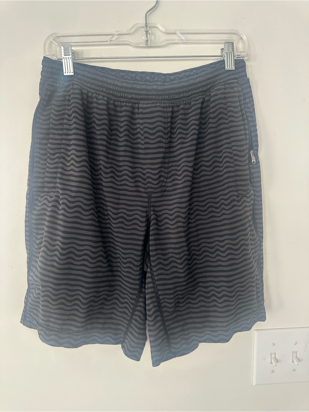 Lululemon Pace Breaker Shorts Men's Lined Short L